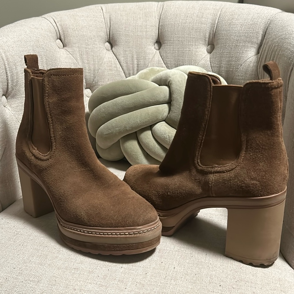 Steve Madden Suede Heeled Boots